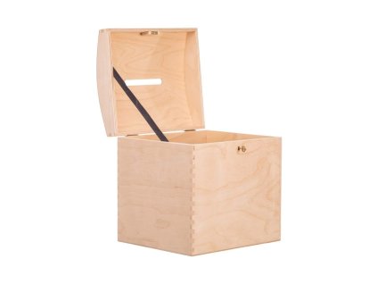 Drvena škrinja XIV kasica s ključem